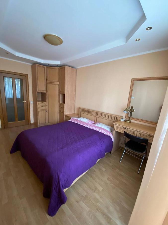 Apartment Mala Zhytomyrska 10 キエフ エクステリア 写真